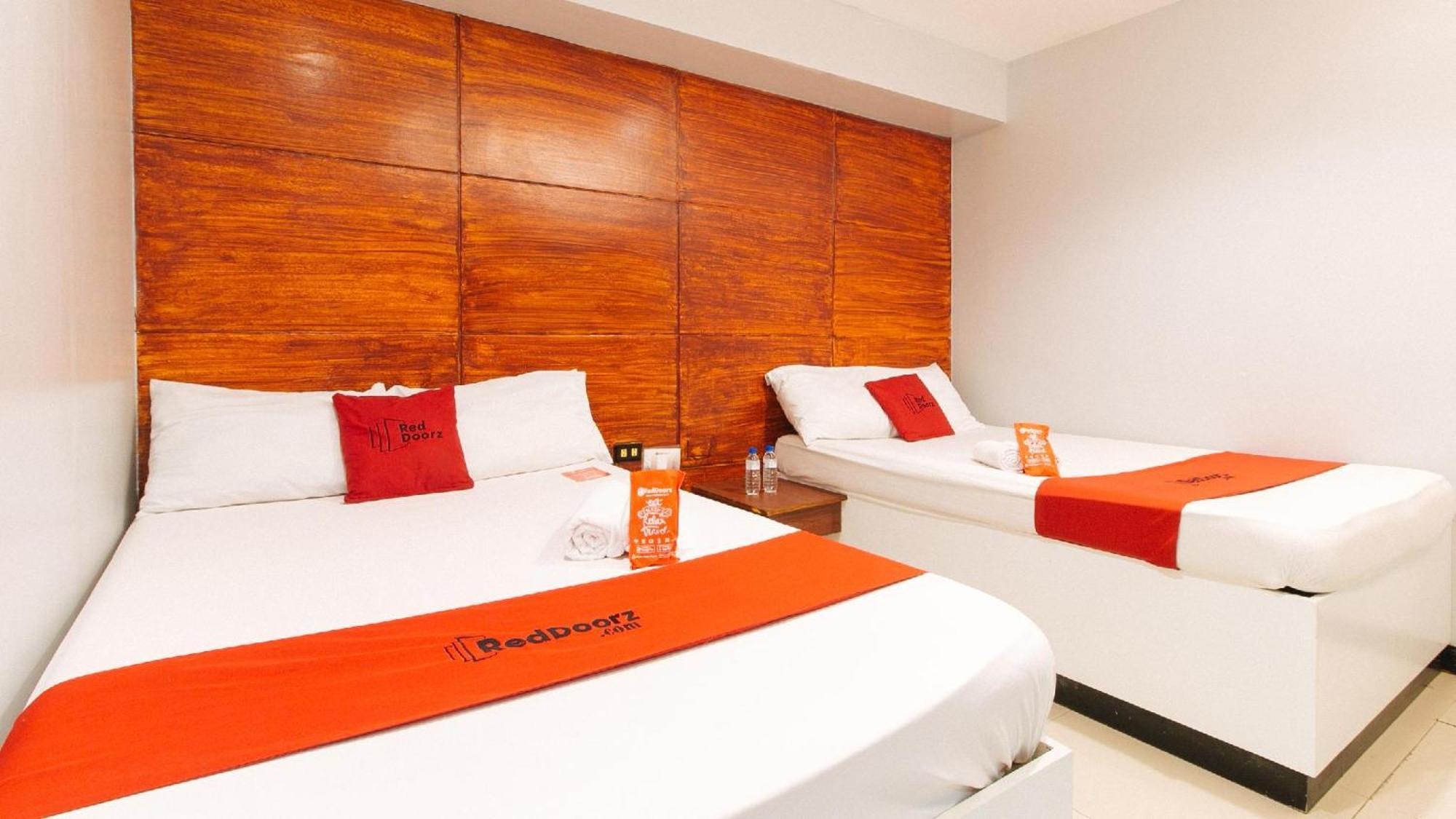 Reddoorz At Homa Resort Hotel Santiago  外观 照片